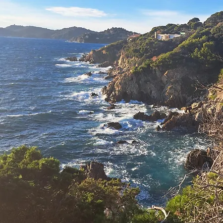 Clos Helene Bed & Breakfast